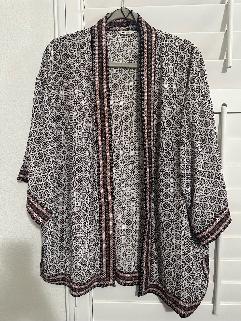 Max Studio Black White and Pink Patterned Kimono Tunic